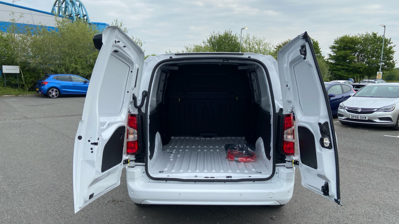 Vauxhall Combo Cargo Combo Xl Electric 100kW Pro 52kWh H1 Van Auto